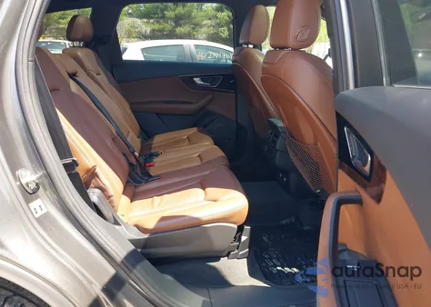 2018 Audi Q7 3.0T Premium z USA, uszkodzony, nr VIN WA1LAAF70JD033878